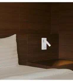 Applique da hotel  bianca per lettura 2w, 3000k Online