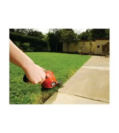 Black+Decker Kit cesoia sfoltirami a batteria black&decker "gsl700kit-qw" lama 15 cm 7v 1,2 ah Hot