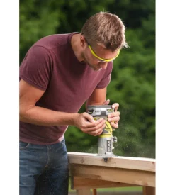 Ryobi Rifilatore a batteria