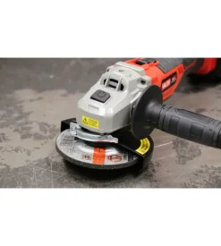 Valex Smerigliatrice angolare a batteria "m-sma1 18", con batteria da 3 ah e caricabatterie Hot